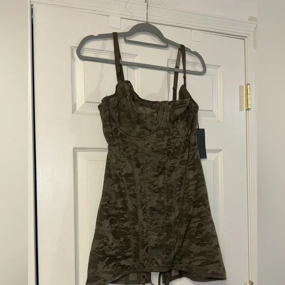 NWT Savage x Fenty Diesel camo green lace long corset bustier slip lingerie 1X * - Picture 5 of 9